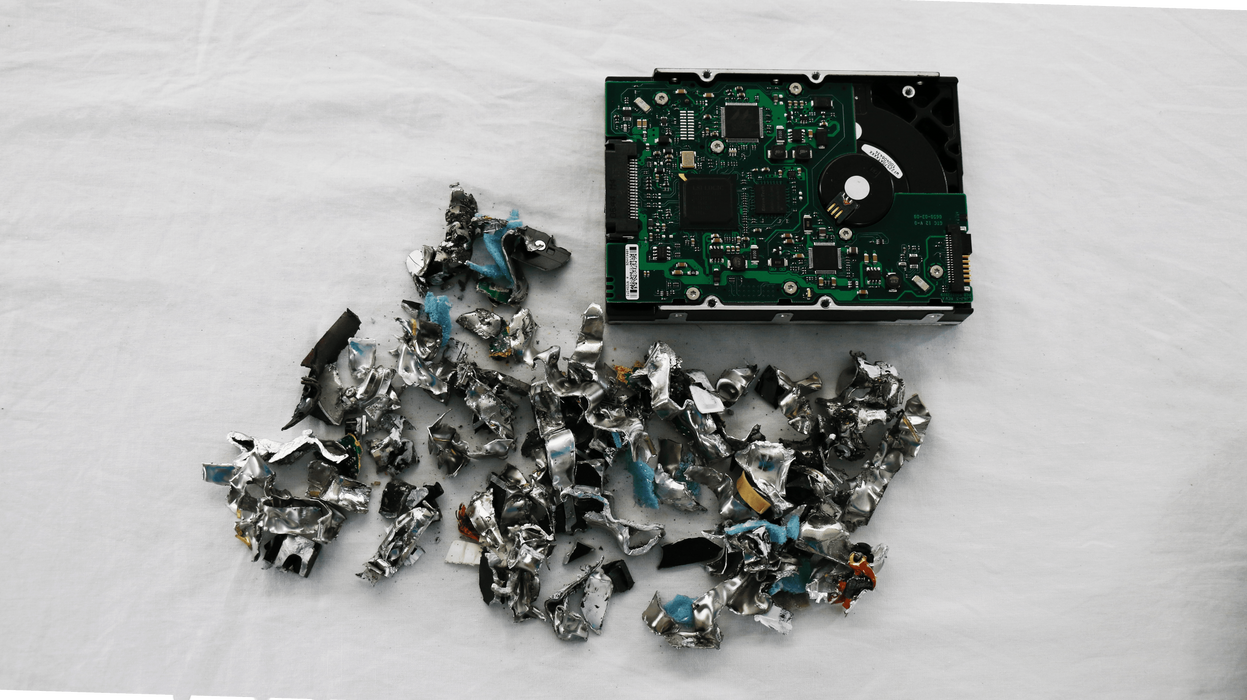 Proton 105 LTO, Hard Drive Multi-Media Shredder